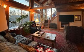Newfane Hill Retreat