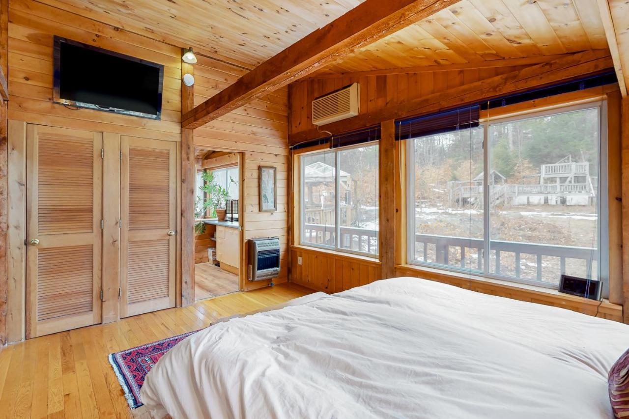 Newfane Hill Retreat Villa Exterior photo